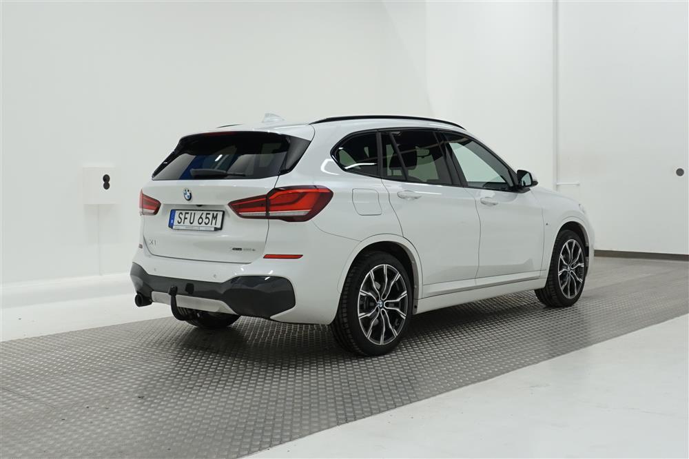 BMW X1 xDrive25e 220hk M Sport Navi HuD Skinn Drag