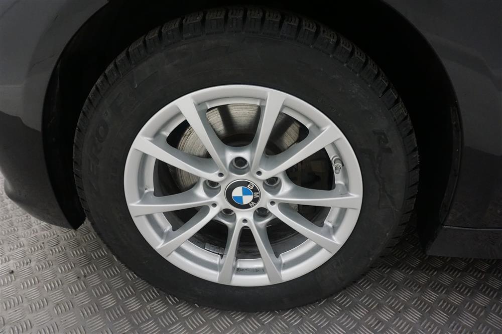 BMW 320d 190hk xDrive Touring Sport Navi P-sens Nyservad