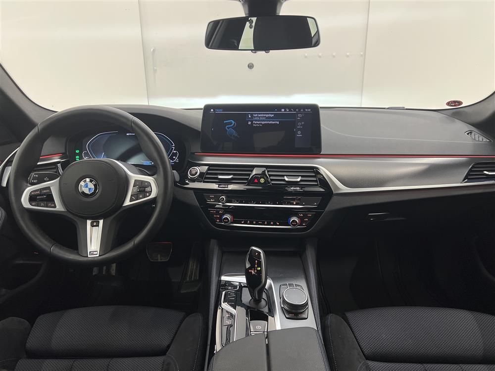 BMW 530e xDrive Sedan LCI 292hk M Sport Drag Backkamera Navi