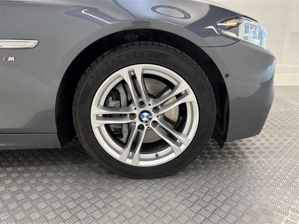 BMW 530d 258hk xDrive Innovation D-Värm Pano HUD H/K Navi