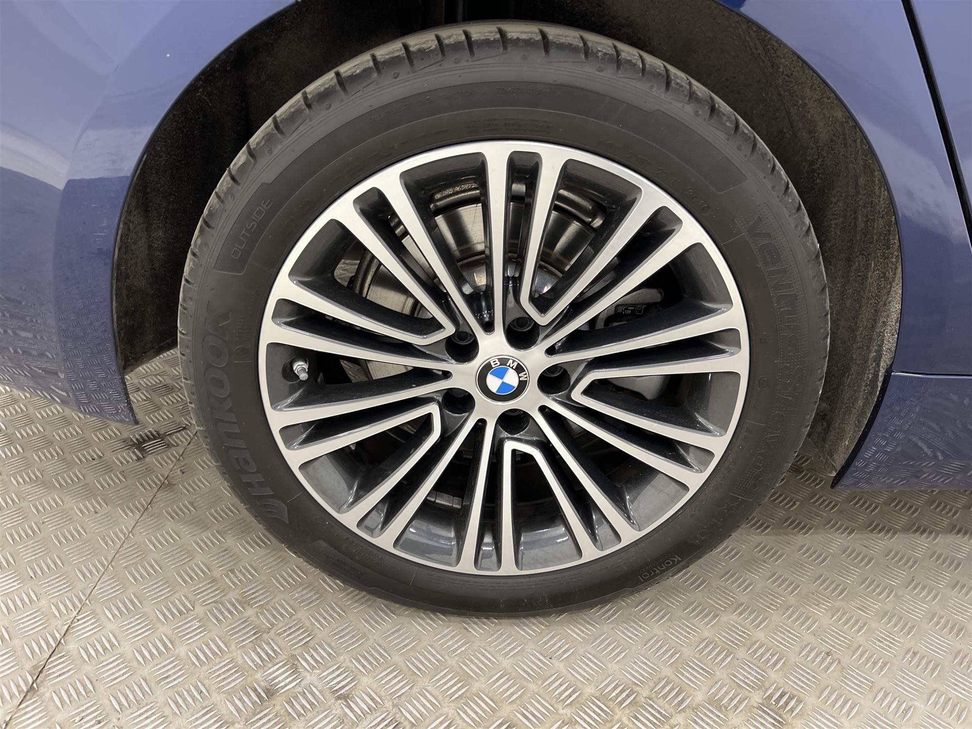 BMW 520 d xDrive 190hk Sportline HiFi Navi Drag 0,47l/mil