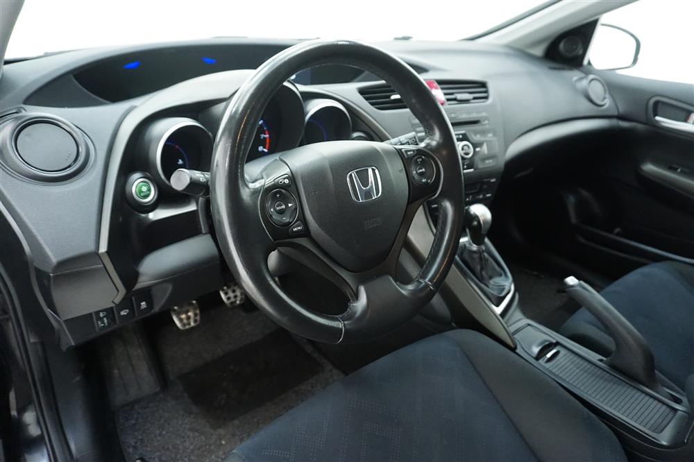 Honda Civic 1.8 i-VTEC 142hk Låg skatt B-Kam