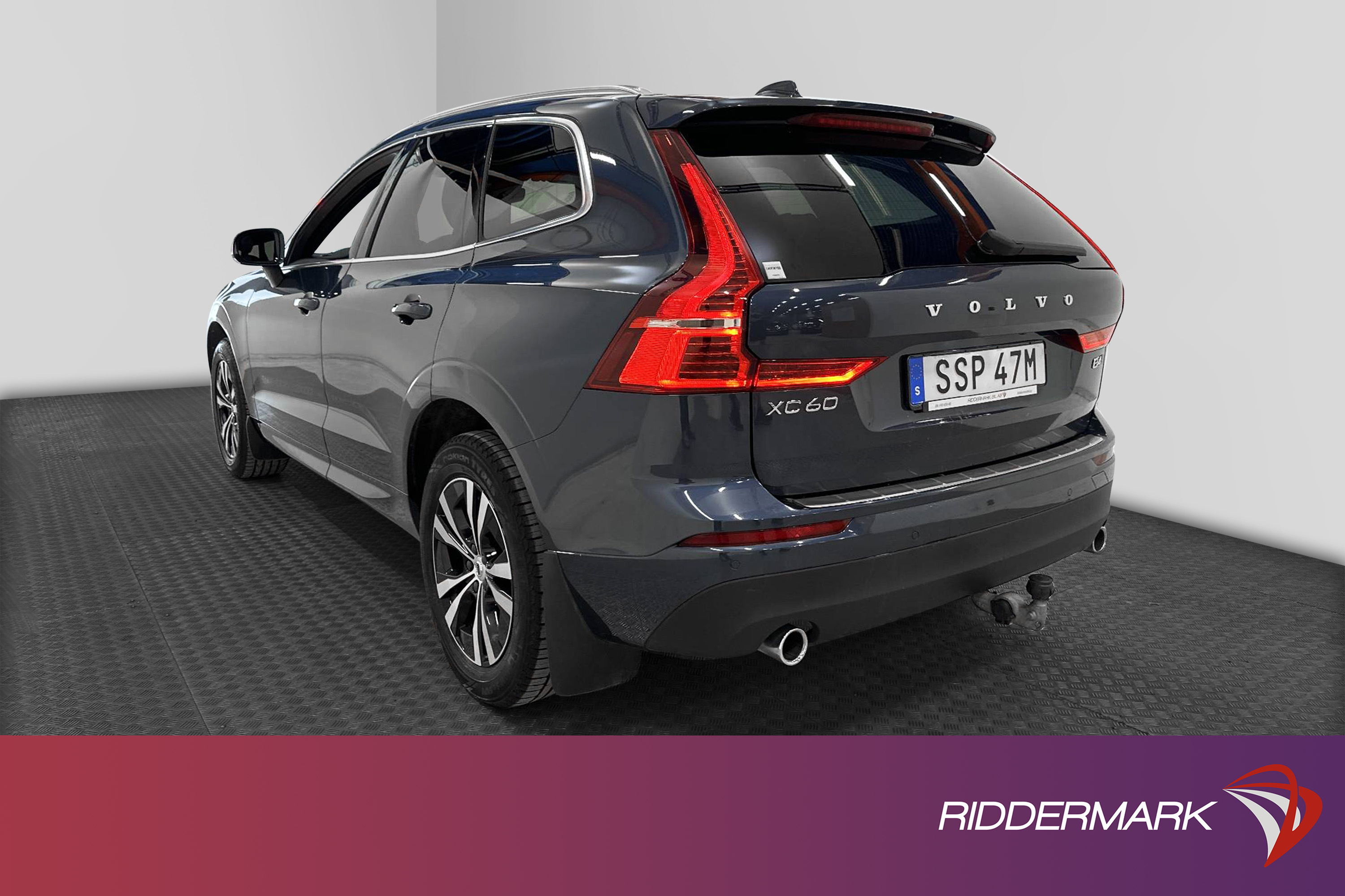 Volvo XC60 B4 AWD Momentum Advanced Edt Drag Blis B-kam MOMS