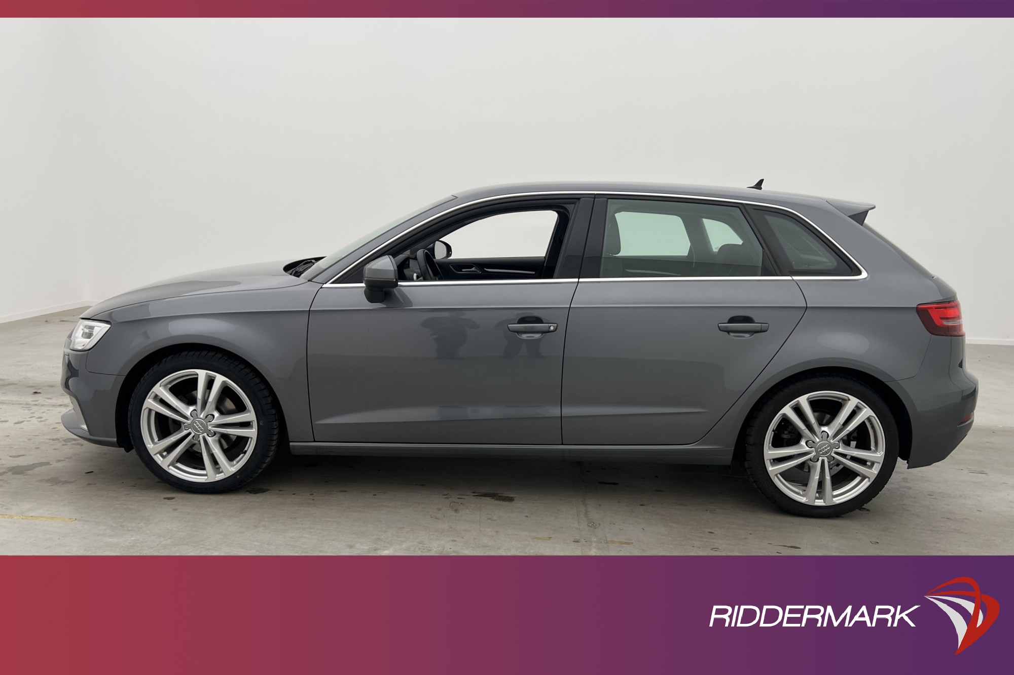 Audi A3 Sportback 35 TFSI Proline Sensorer Adp-Farthållare