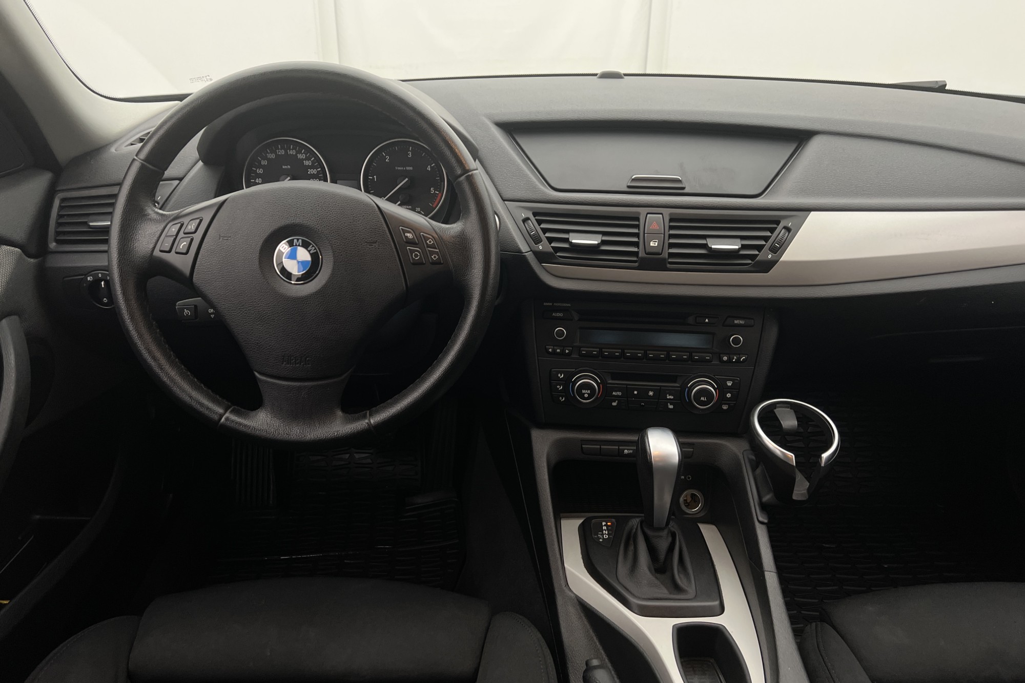 BMW X1 xDrive23d 204hk En-brukare Sensorer Farthållare Drag