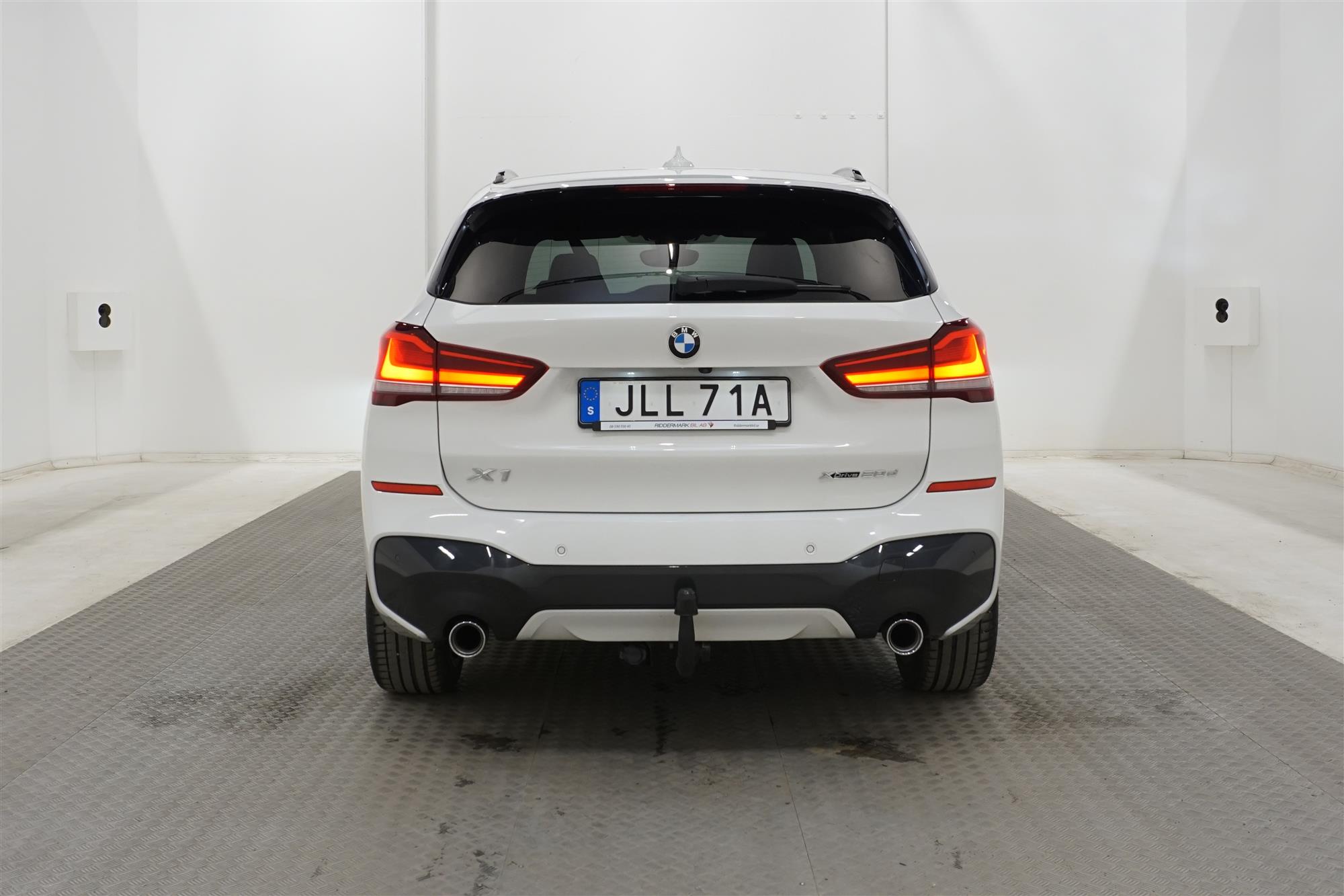 BMW X1 xDrive20d 190hk M-Sport HiFi Drag HUD Navi 0,54l/mil