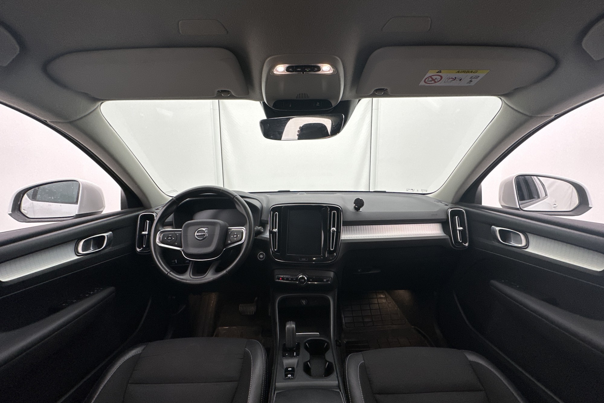 Volvo XC40 D3 AWD 150hk Momentum VOC Värmare CarPlay