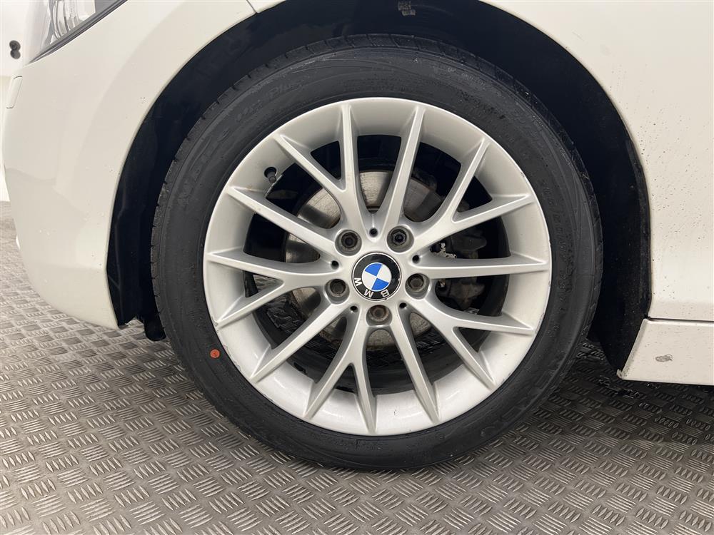 BMW 116i 5dr 136hk Sport line Låg Skatt Välservad