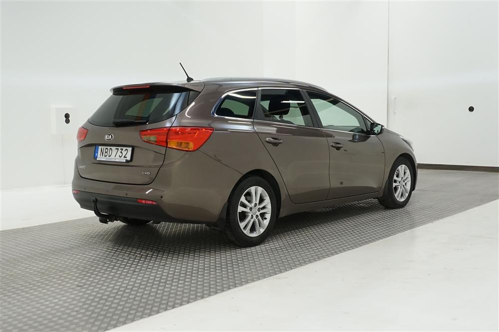 KIA Cee'd 1.6 CRDi SW 128hk M-värm Drag P-sens 