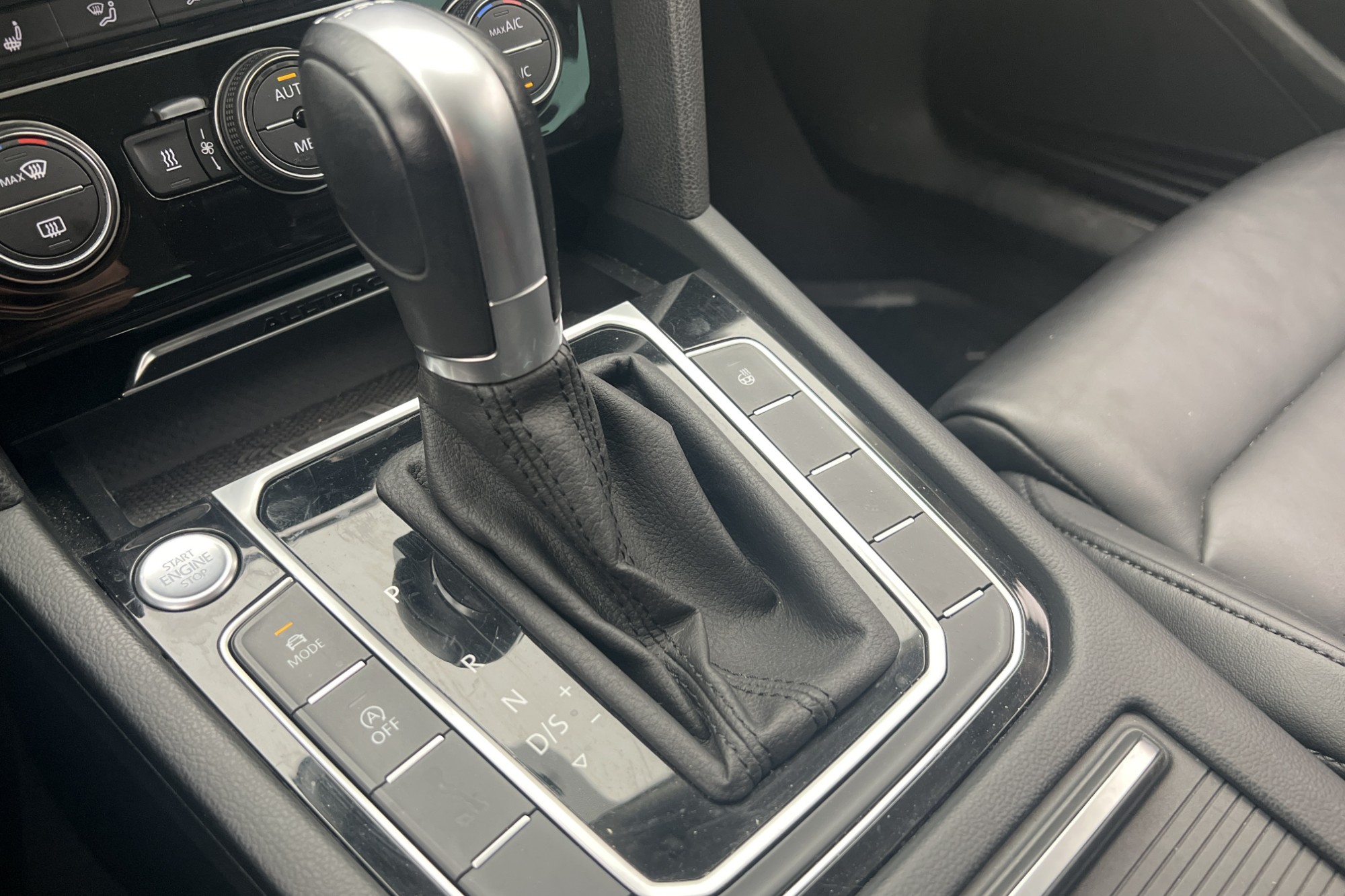 Volkswagen Passat Alltrack 4M 190hk Executive Cockpit Drag