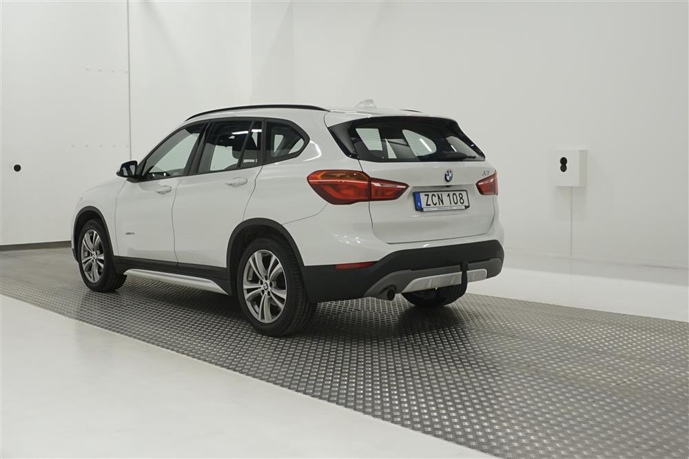 BMW X1 xDrive18d 150hk Sport line Navi Drag B-kam