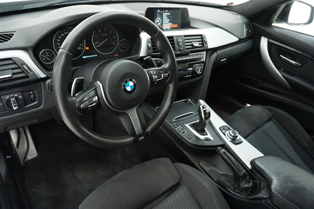 BMW 320d xDrive Touring 190hk M Sport Drag Navi Led