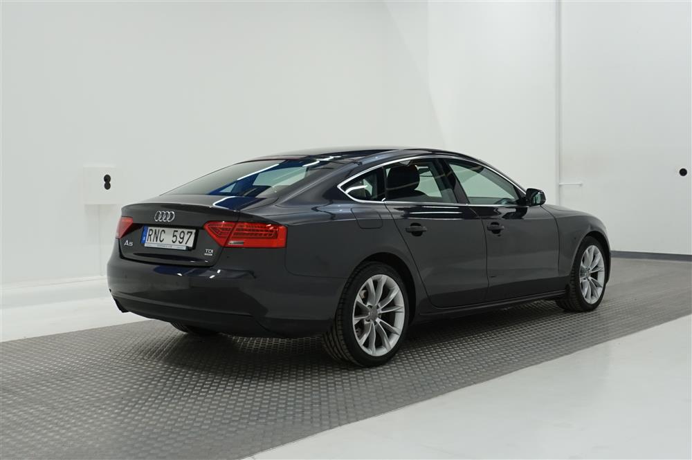 Audi A5 2.0 TDI SB Quattro 177hk PDC Bluetooth M-värm