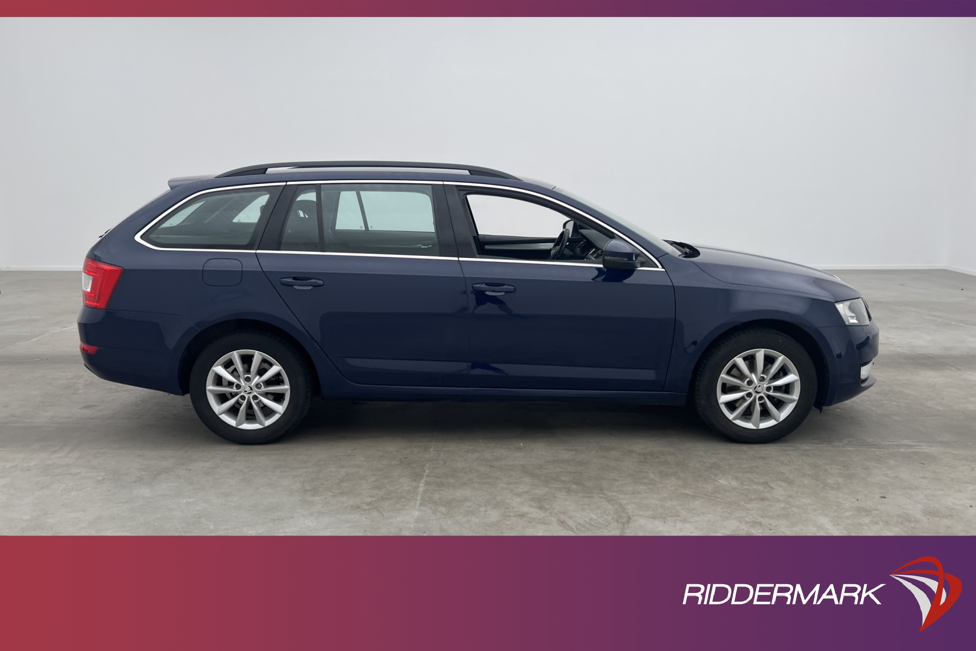 Škoda Octavia Kombi 1.0 TSI 115hk Värmare CarPlay  