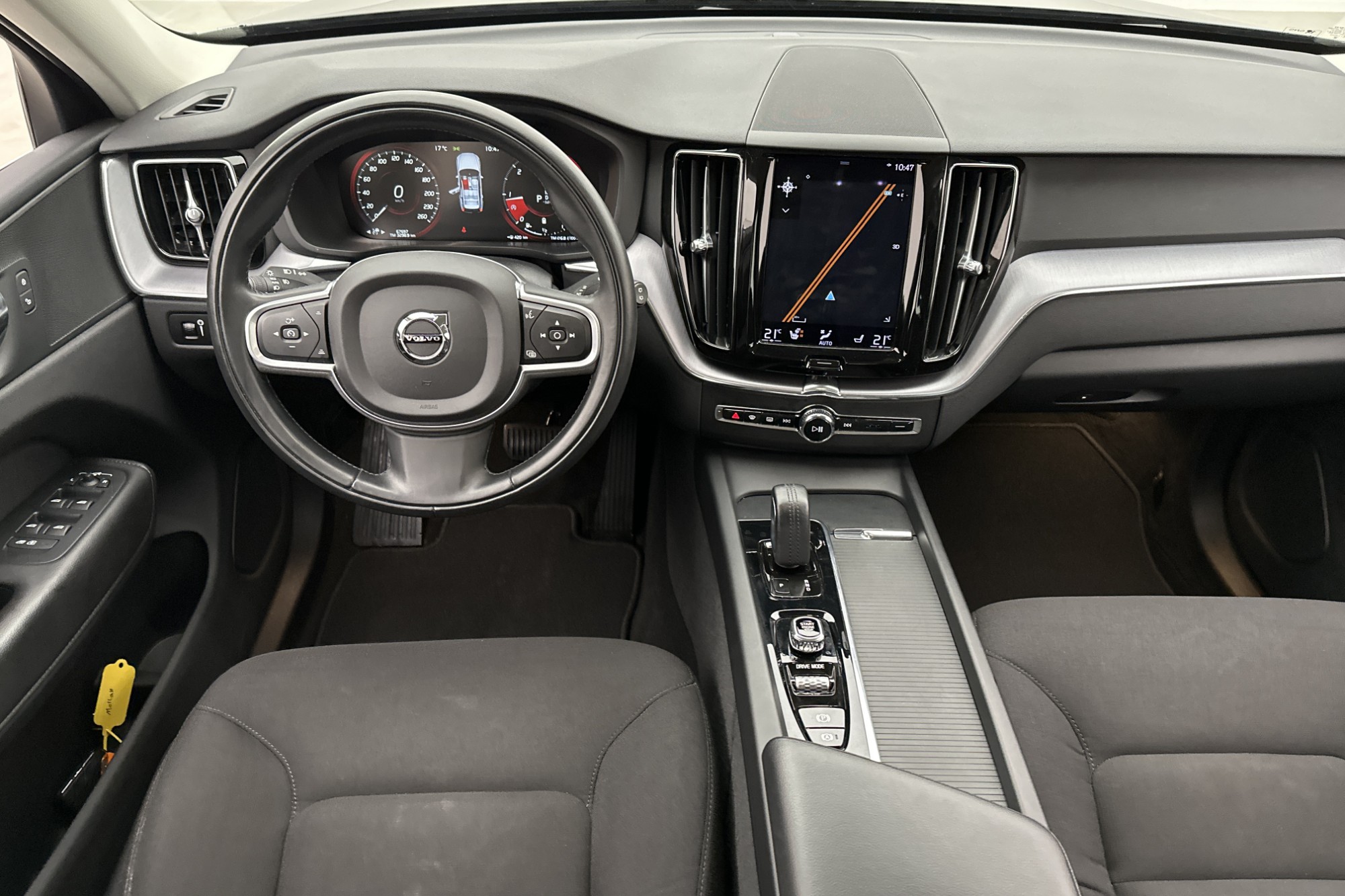 Volvo XC60 B4 AWD Advanced VOC Värm 360° Navi BLIS Välservad