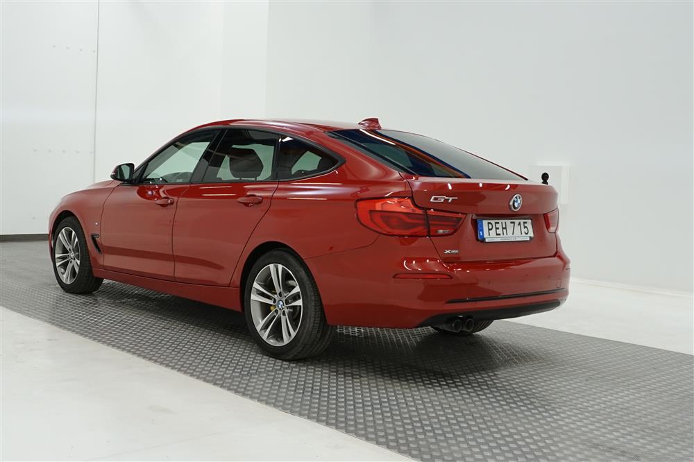 BMW 320d GT xDrive Sport line Skinn Navi Rattvärme 190hk 