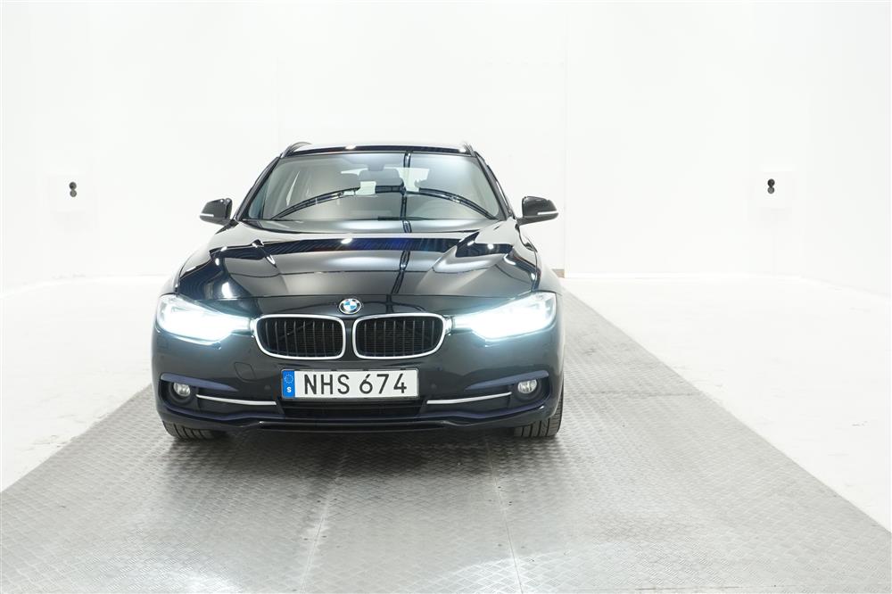 BMW 320d xDrive Touring 190hk Sport line Dragkrok 0,45L/Mil