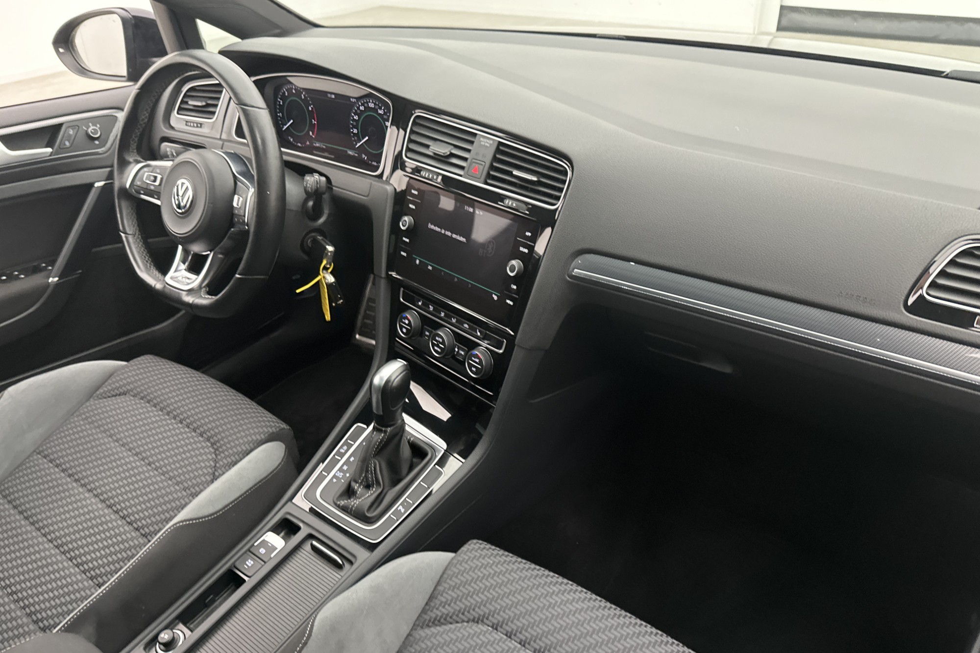Volkswagen Golf SC 1.5 TSI R-Line Cockpit Pano CarPlay 150hk