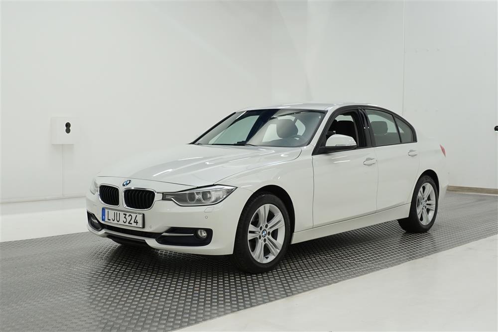 BMW 320d xDrive Sedan / Sport Line/ P-sensor / Få-Brukare