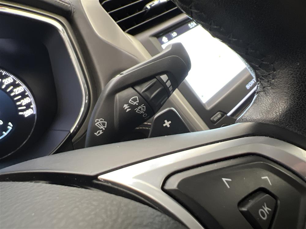 Ford Mondeo Vignale 180hk AWD Värmare Skinn B-kamera Drag