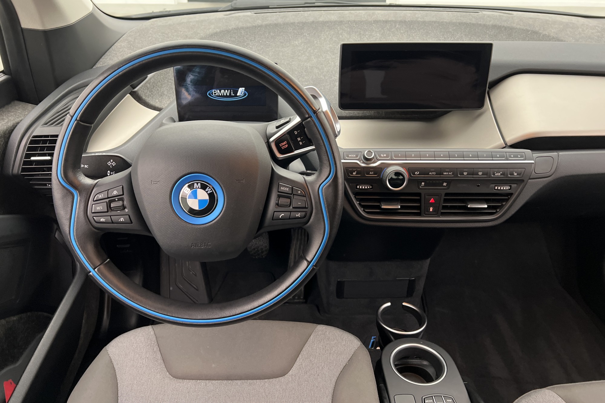 BMW i3s 120 Ah 183hk Comfort Advanced Kamera Navi Adpt-fart