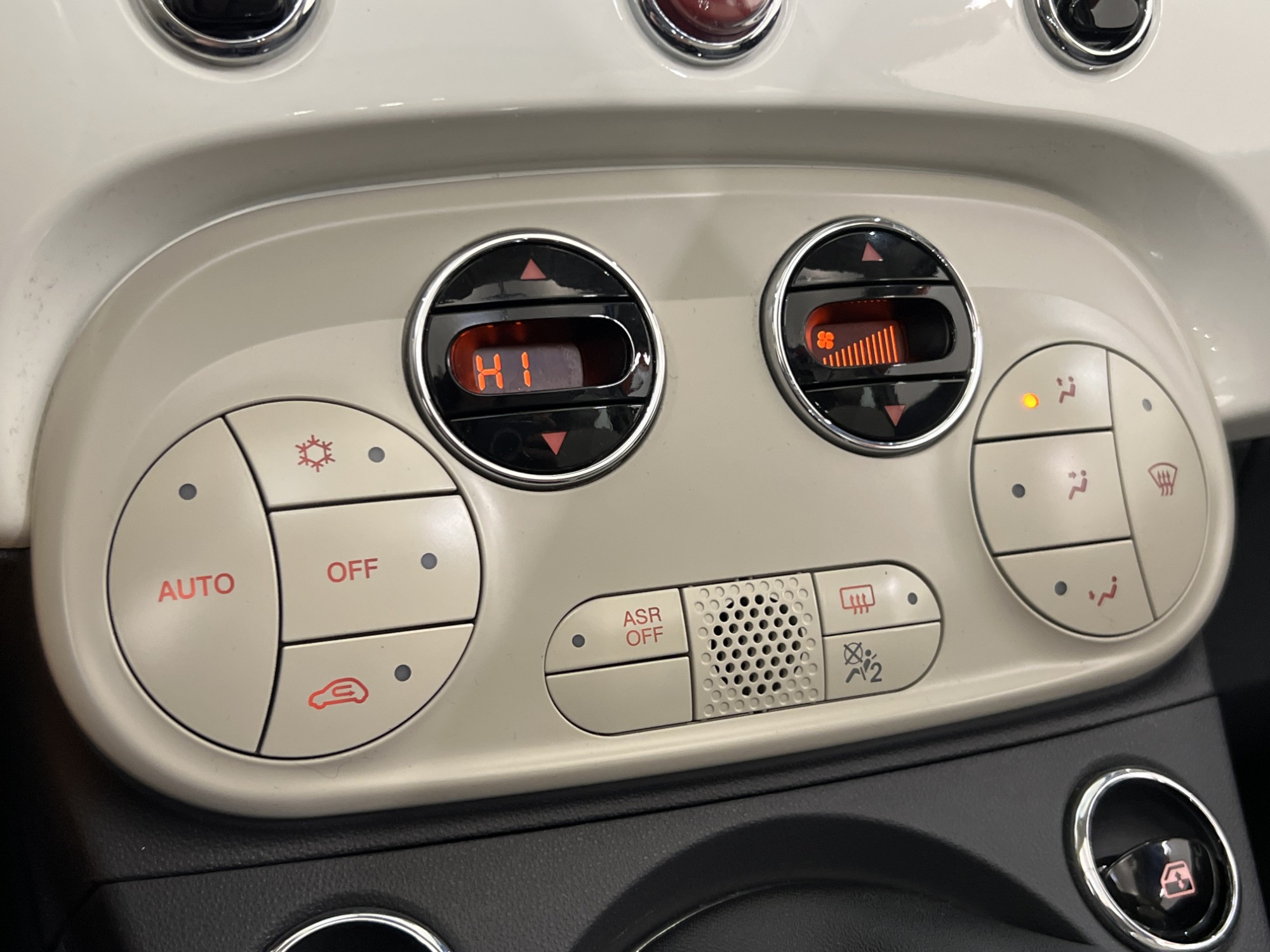 Fiat 500C 1.2 8V 69hk Lounge Sensorer Värmare 0.49L/mil
