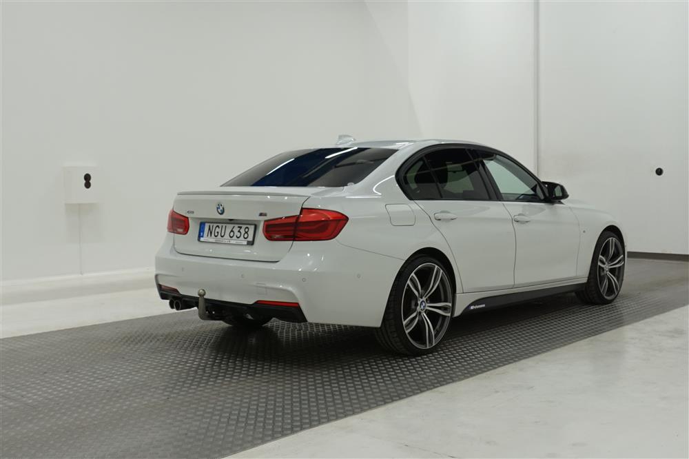 BMW 320d xDrive Sedan 190hk M-Sport HiFi Skinn Navi Drag