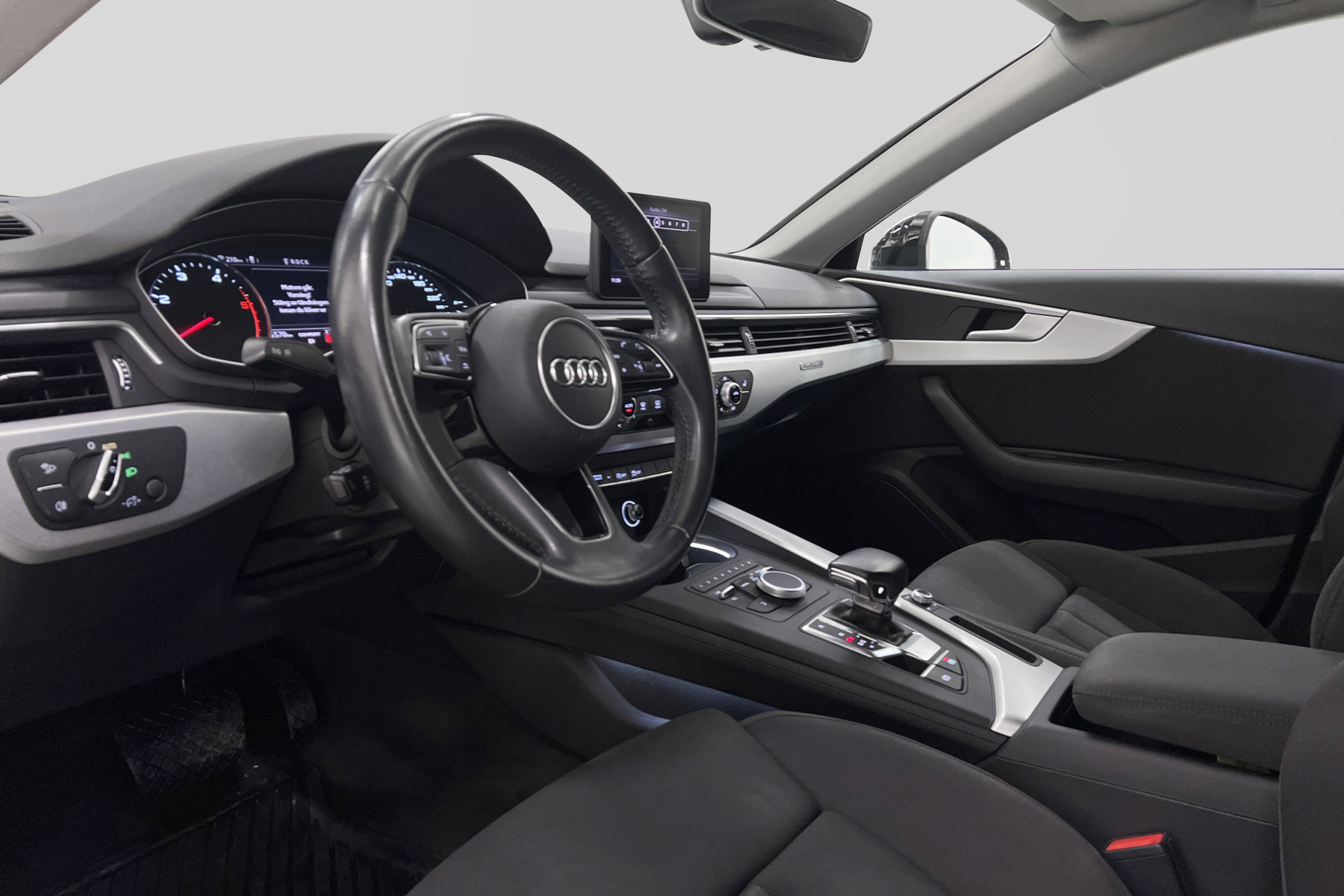 Audi A4 TDI Quattro 190hk Proline P-sensorer Keyless Drag