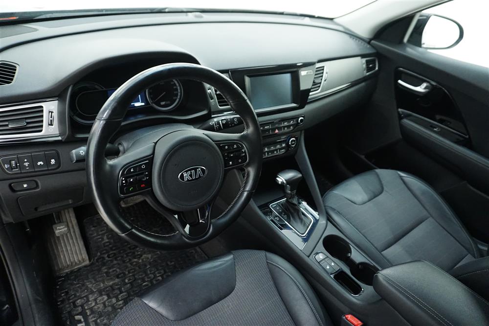 KIA Niro Hybrid 1.6 141hk Pluspaket 1 Navi B-kamera Carplay