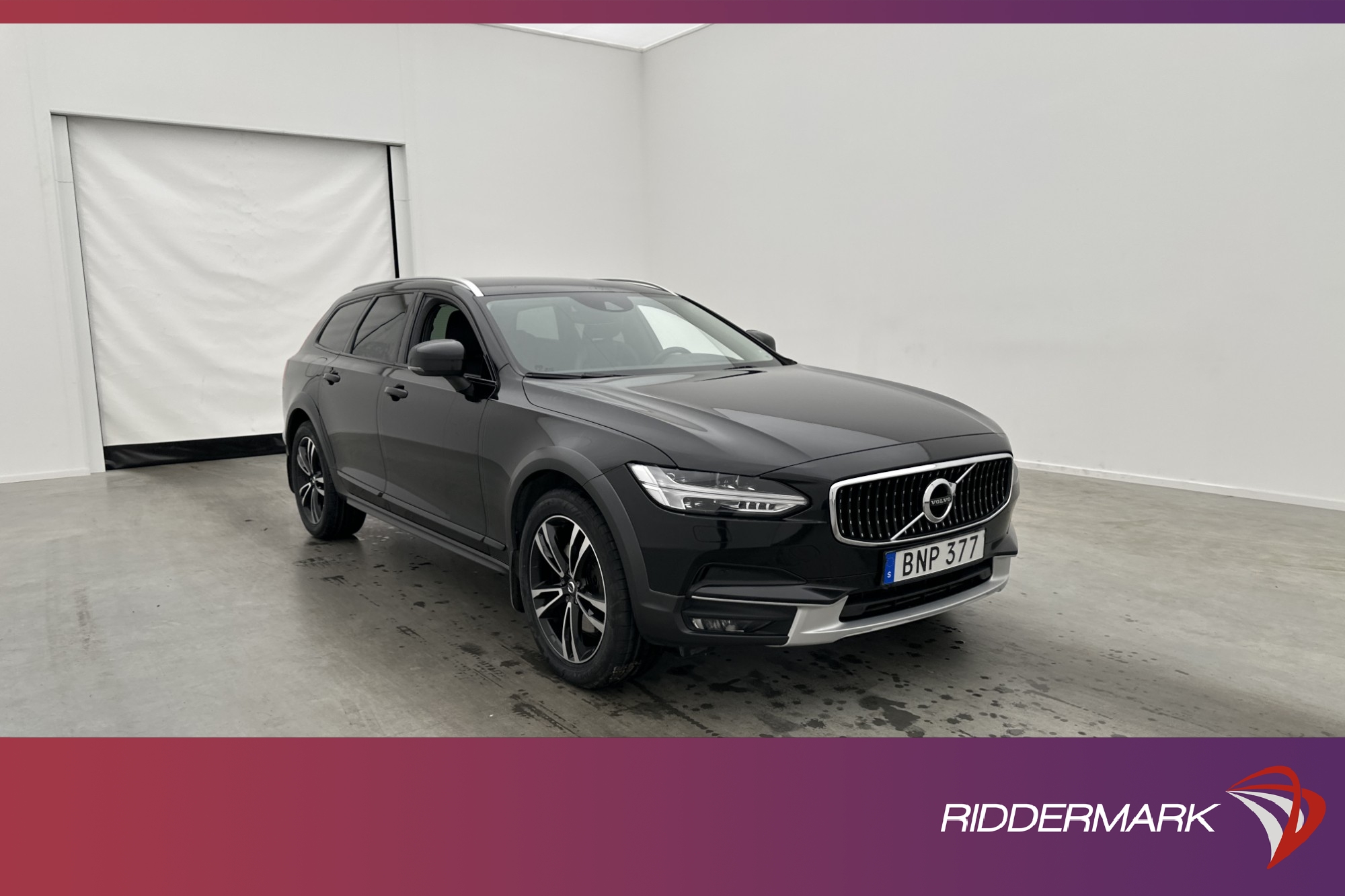 Volvo V90 Cross Country D4 AWD Inscription Värm Kamera Skinn