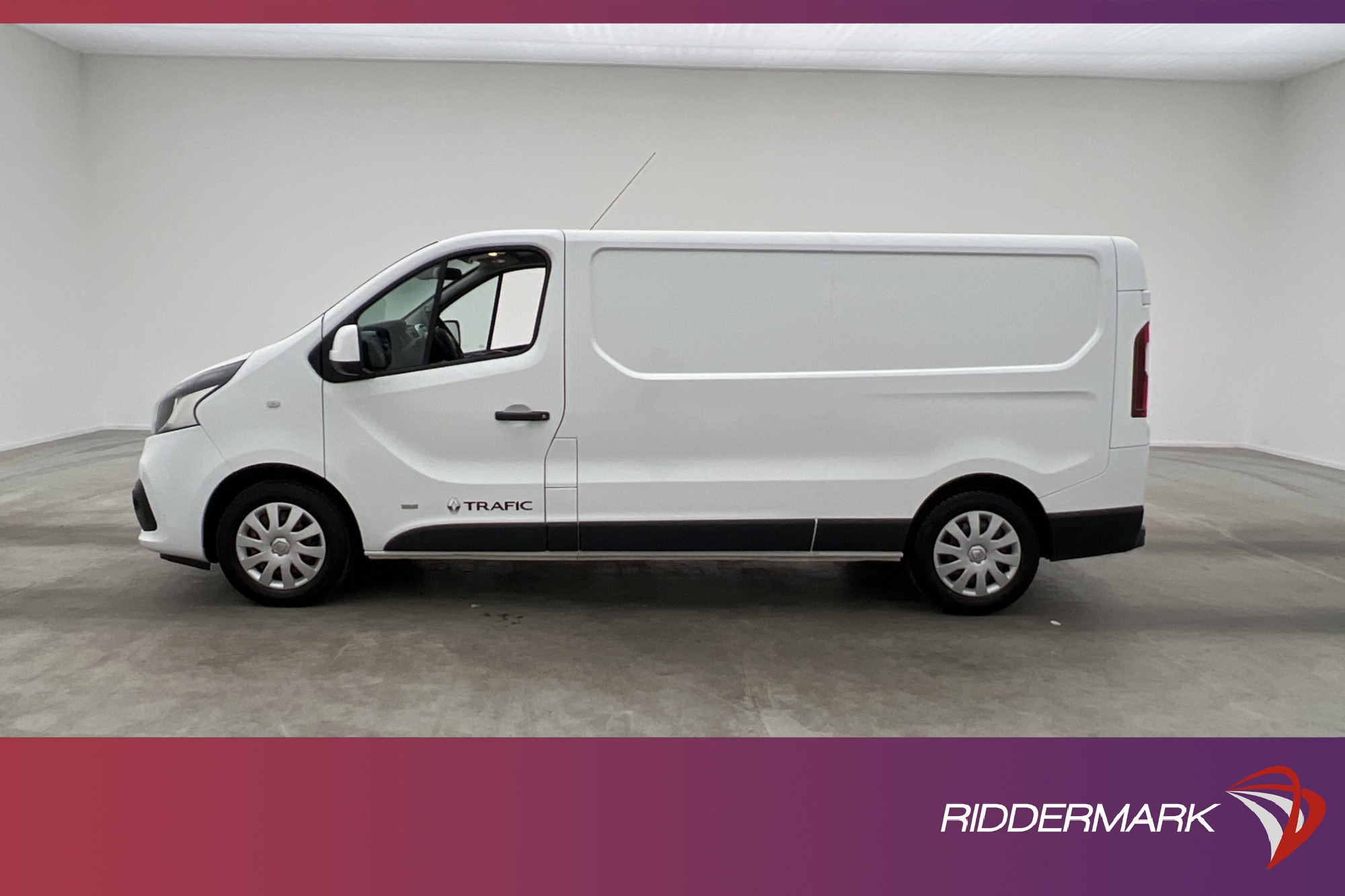 Renault Trafic L2 1.6 Värmare Dragkrok B-Kamera 3-Sits Moms