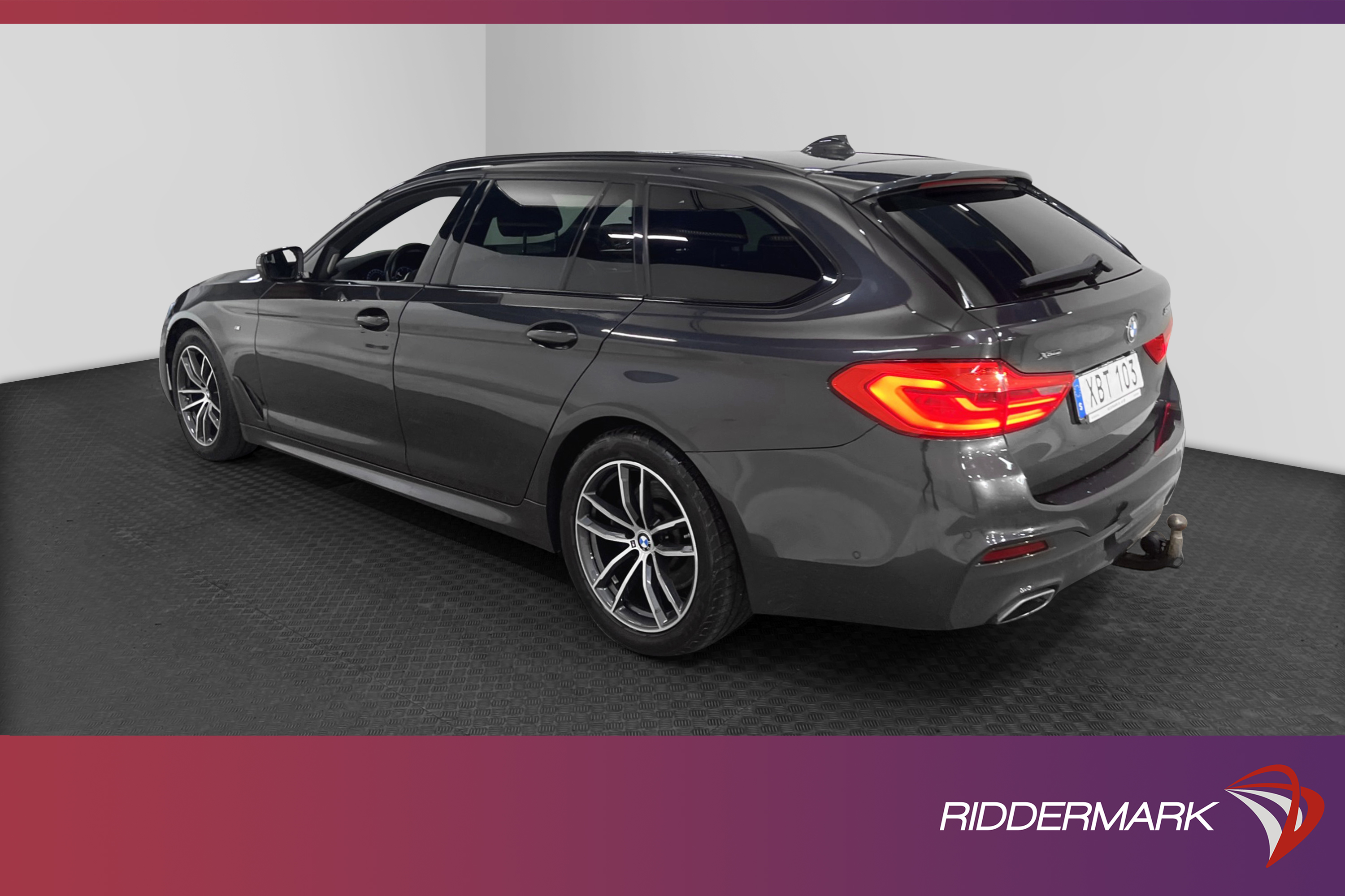 BMW 520 d xDrive 190hk M-Sport Innovation Edt Pano H/K Drag