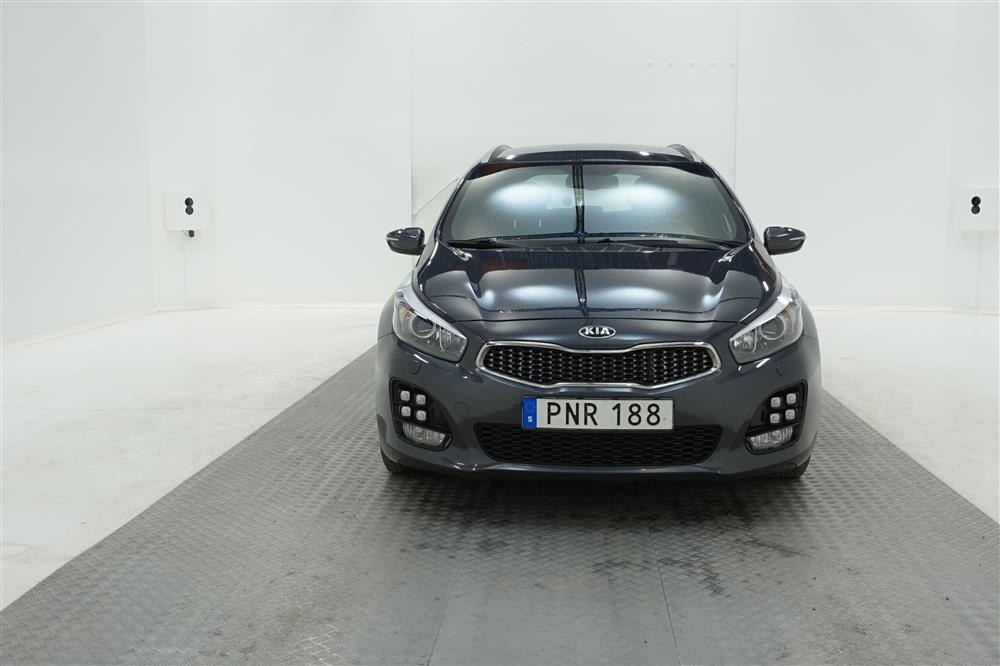 KIA Cee'd 1.6 CRDi SW GT-line BKamera Navi Drag Nyserv 136hk