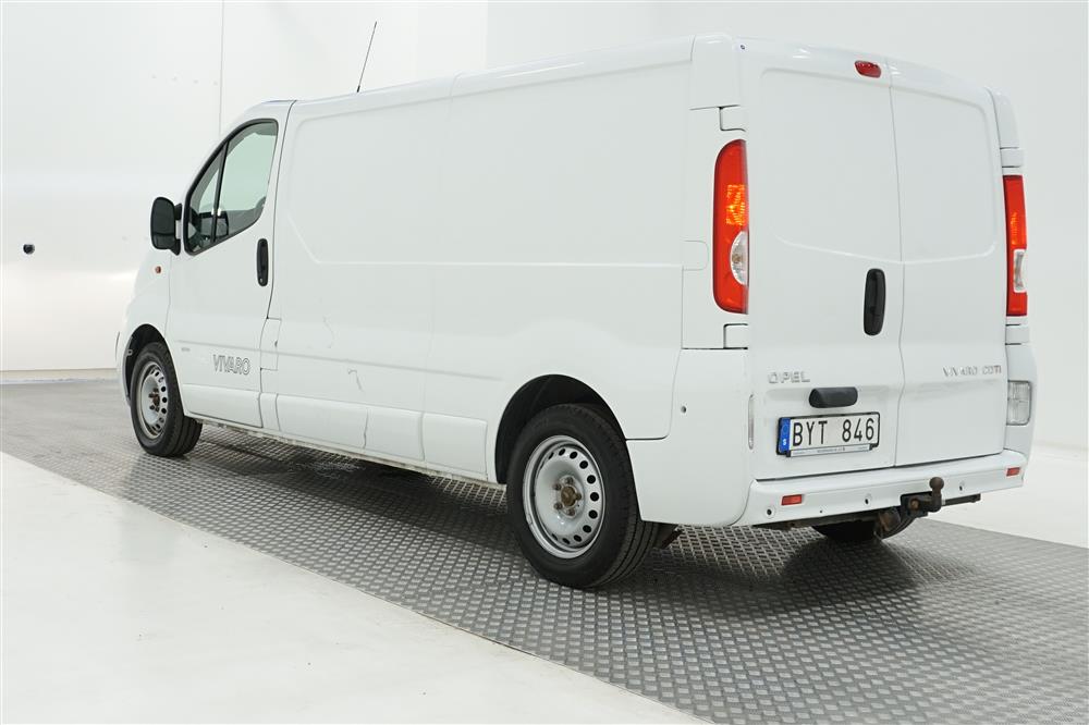 Opel Vivaro 2.0 CDTI L2 114hk PDC 3-sits Drag 