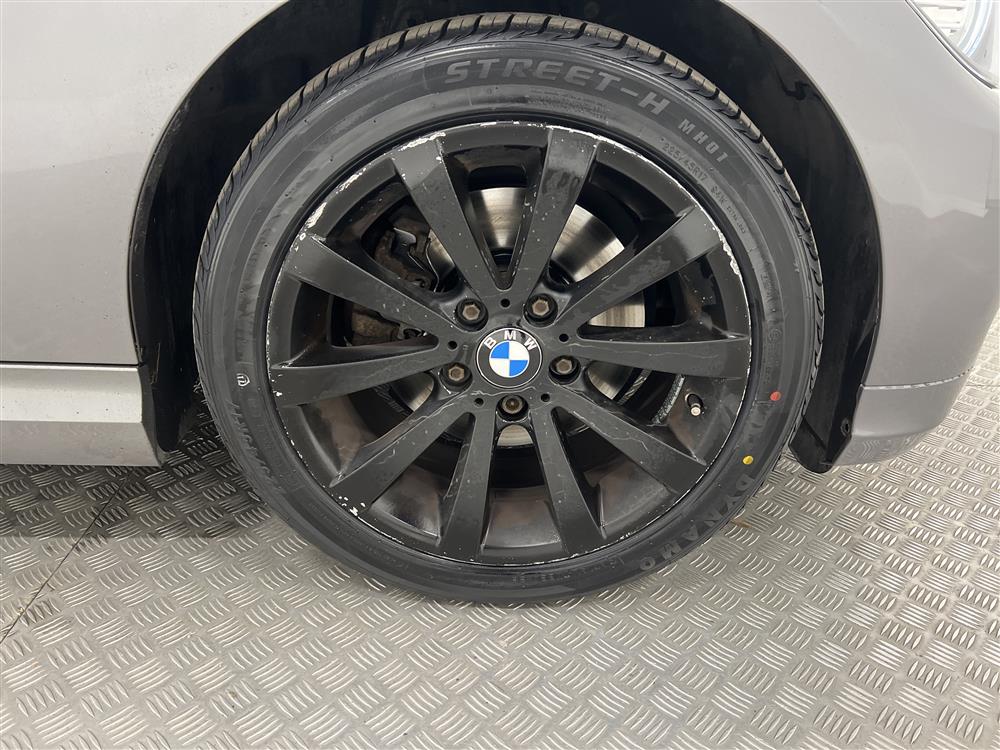 BMW 320d xDrive 184hk Välserv P-sensor 0,57l/mil