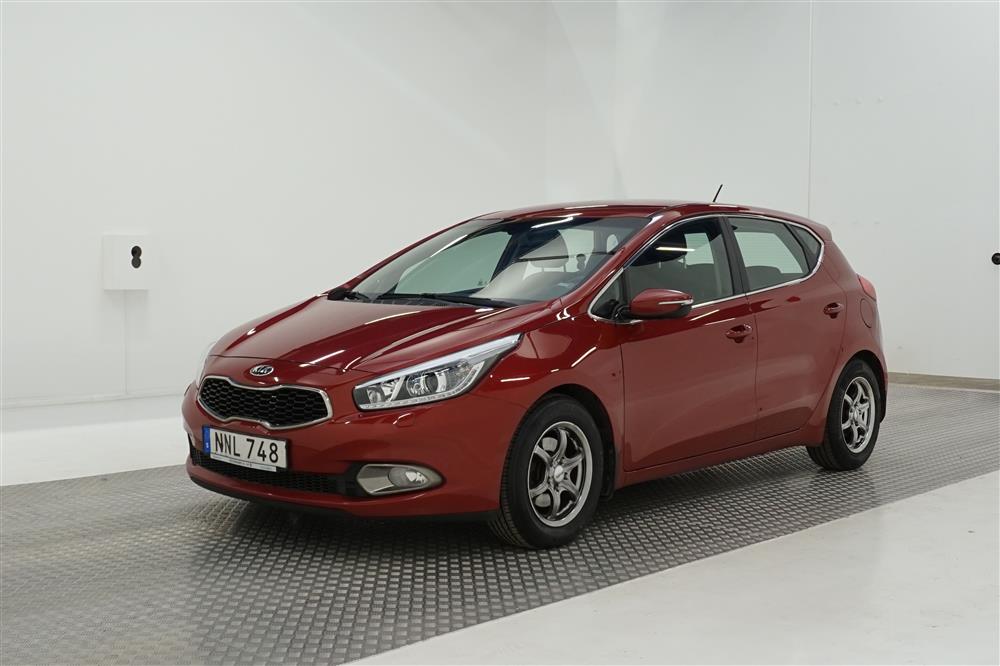 KIA Cee'd 1.6 CRDi 5dr 110hk Drag Xenon Rattväme Välservad