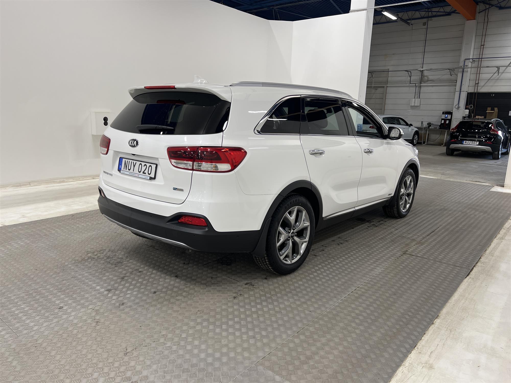 Kia Sorento AWD 200hk 7-SITS Pano Skinn Infinity *SE SPEC*