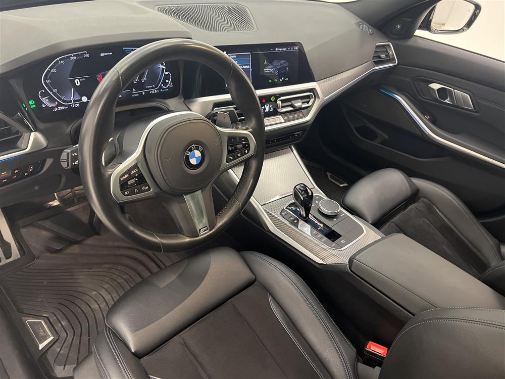 BMW 330e Sedan 292hk M Sport Taklucka Harman Navi