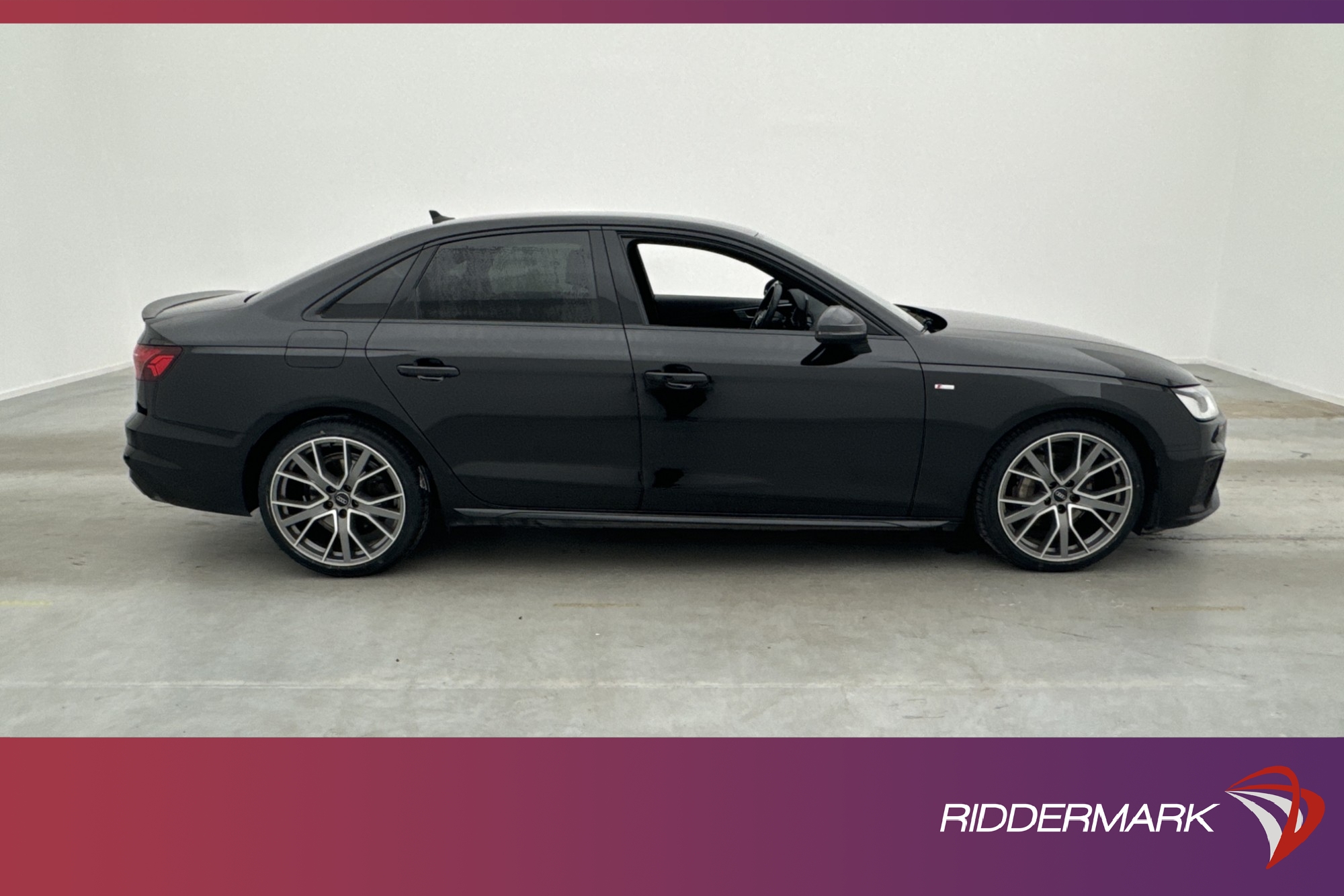 Audi A4 Sedan 40 TDI Q 204hk S-Line Cockpit Matrix Navi Drag