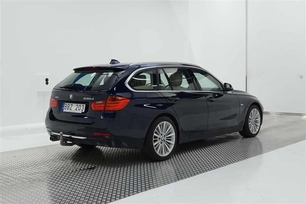 BMW 330 Luxury Line