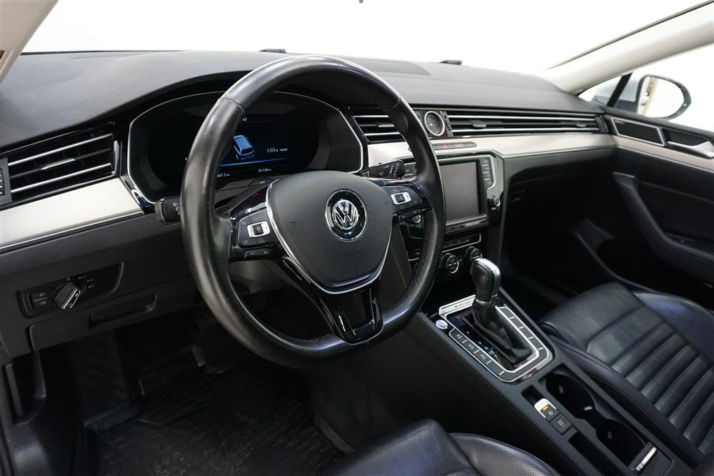 Volkswagen Passat 4M GTS 240hk Cockpit Pano D-värm 360°K 