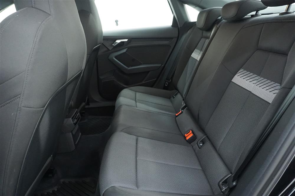 Audi A3 35 TFSI S Tronic Comfort Cockpit Drag Carplay 150hk