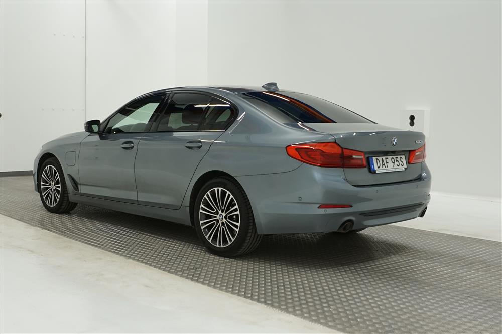 BMW 530e