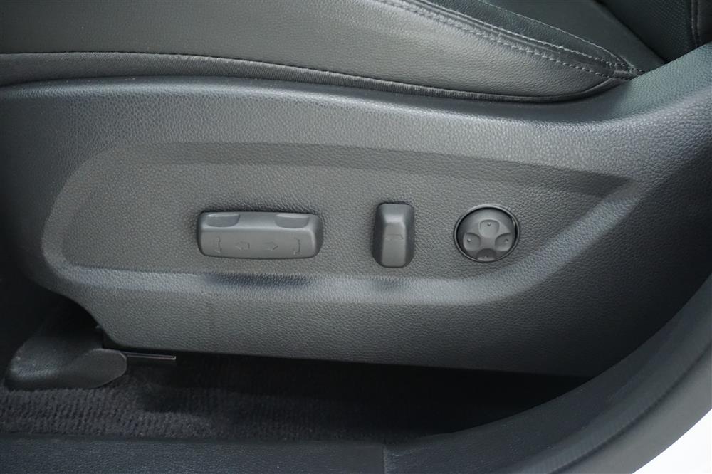 Hyundai Santa Fé 2.2 4WD 200hk GPS Backkamera Drag Skinn