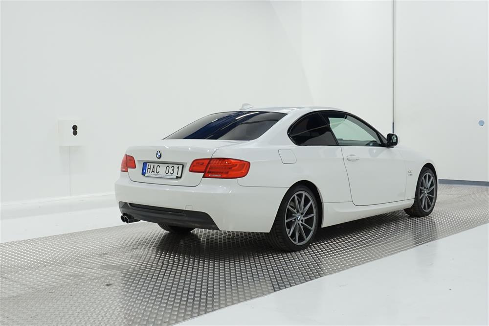 BMW 325 i xDrive Coupé M-Sport Fullservad Bluetooth 218hk