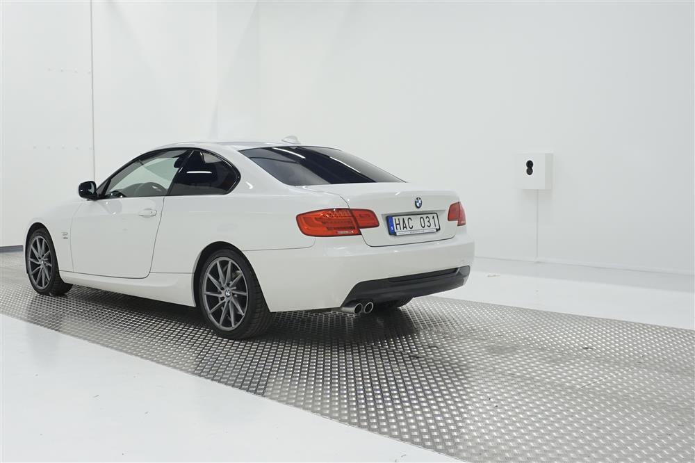 BMW 325 i xDrive Coupé M-Sport Fullservad Bluetooth 218hk