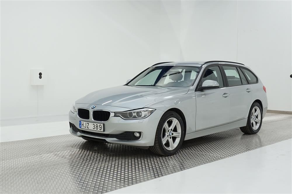 BMW 320 d Touring Motorvärmare PDC Nyservad 184hk