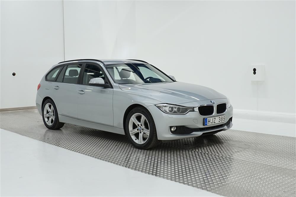 BMW 320 d Touring Motorvärmare PDC Nyservad 184hk