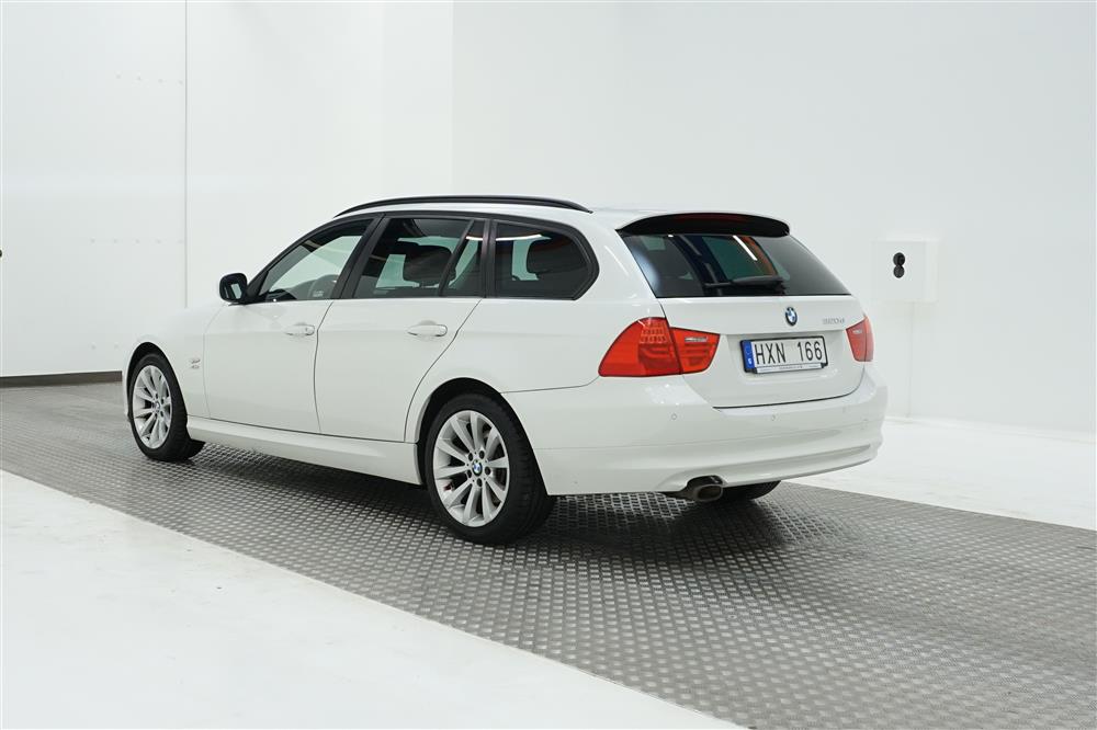 BMW 320 d xDrive Touring Automat 184hk