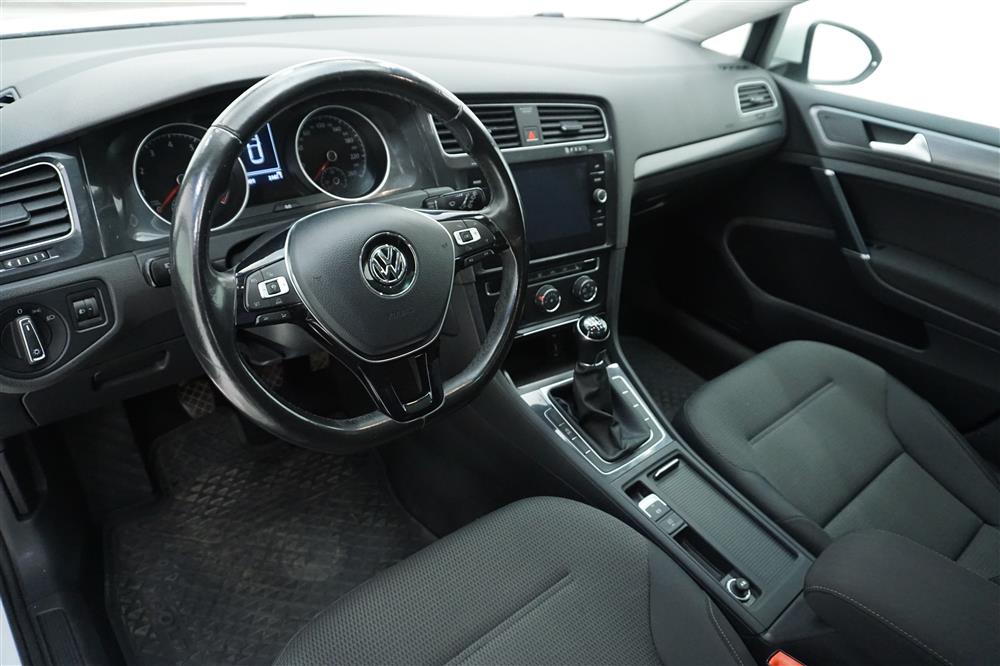 Volkswagen Golf 1.0 TSI 110hk Panoramatak Facelift Euro 6